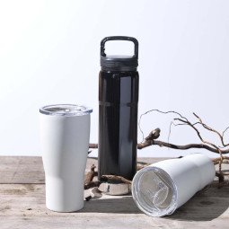Tumblers & travel mugs