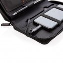 Swiss Peak travel wallet with wireless charging