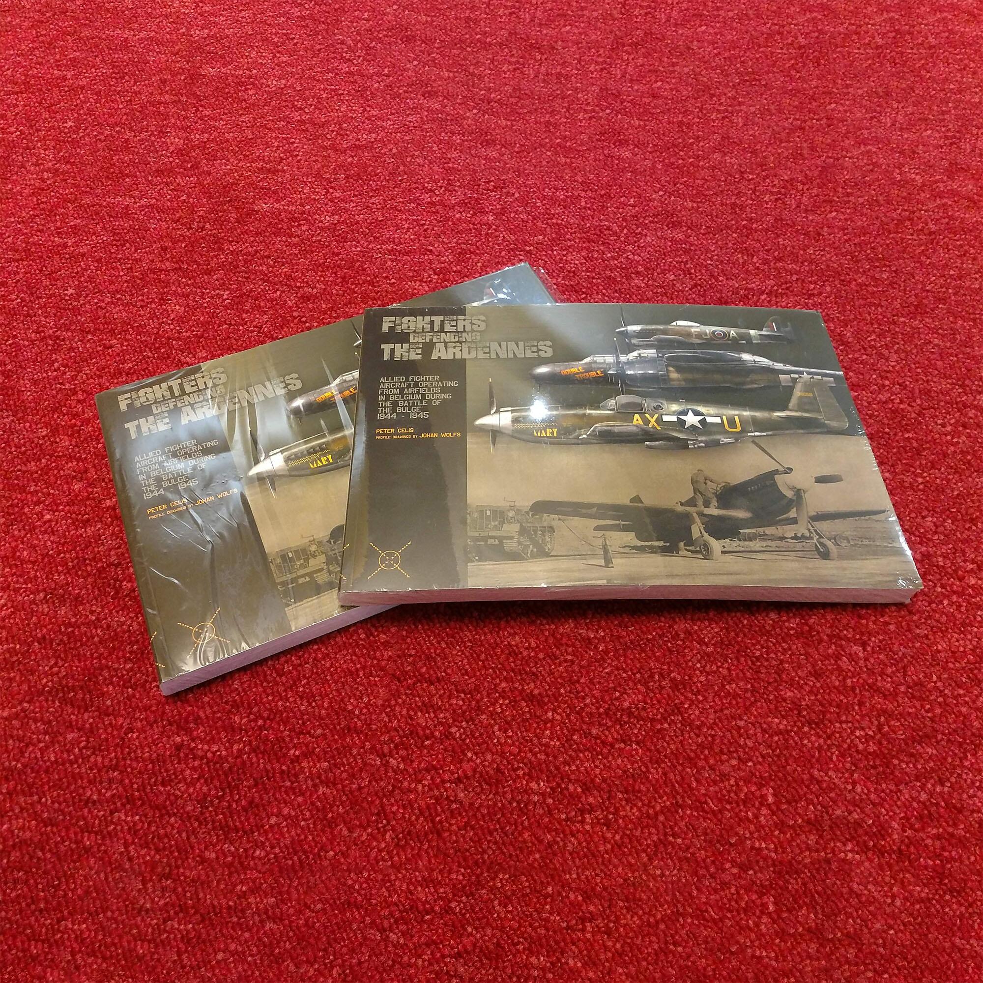 Softcover-Bücher