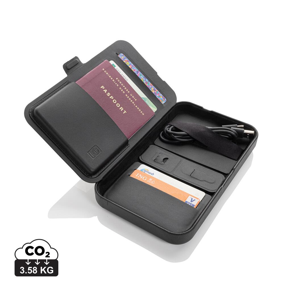 Swiss Peak étui de voyage avec chargeur 3 en 1 en PU RCS