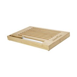 Seasons Pao bamboo cutting board with knife